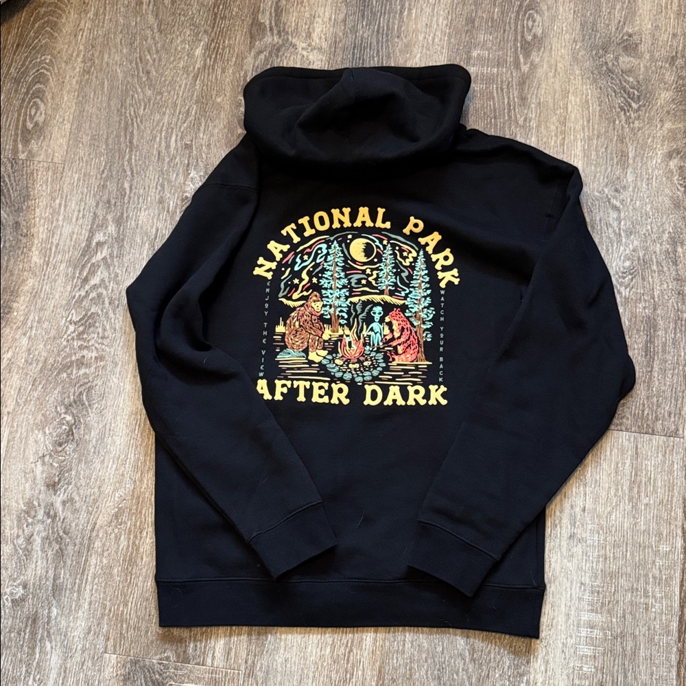 National Park After Dark Black Hoodie- NWOT